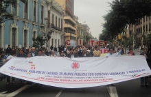 PSI affiliates in Lima, Peru mobilising on World Public Services Day, 23 June 2011