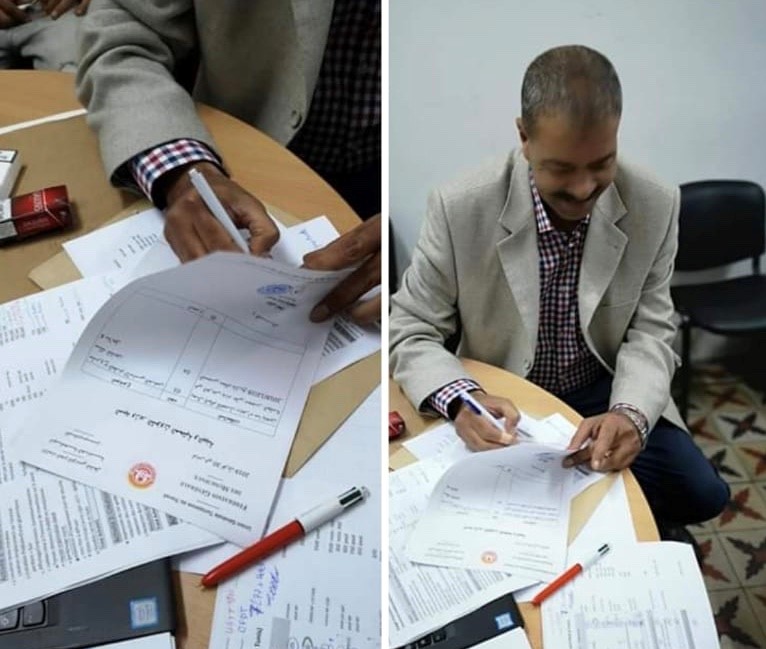 Makrem Amairia, General Secretary of the UGTT municipal workers’ branch, signed the request for recognition of the professional status of municipal waste personnel before handing it over to the Tunisian Ministry of Labor.